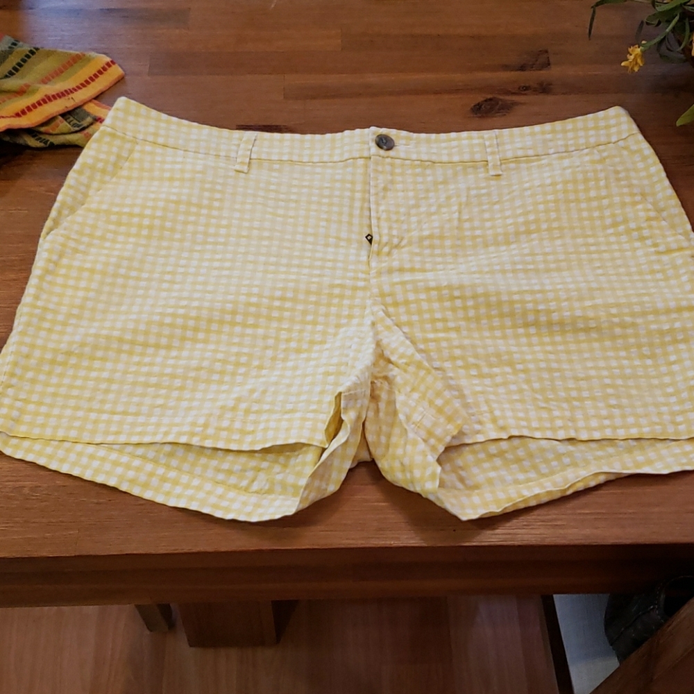 Old Navy Everyday Short